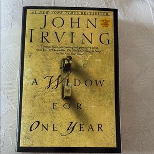NOVEL A Widow for One Year by John Irving  NEW
New York time best seller